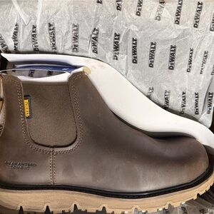 DeWalt Men's Tough Brown Leather Safety Toe Boots